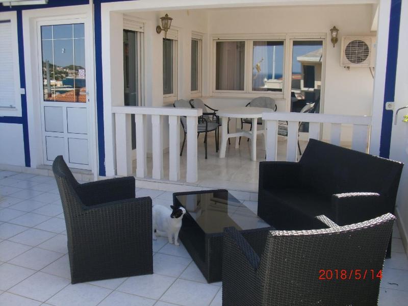 bedroom apartment with terrace - image 10