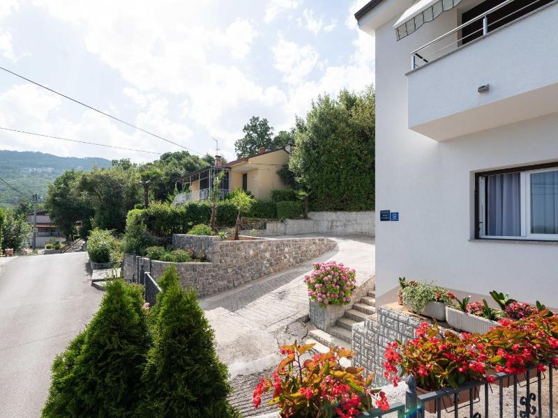 Apartment Sanja Opatija - Two bedroom apartment with Terrace and sea view - image 15