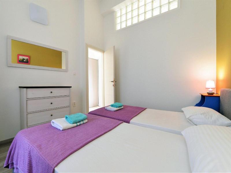 Apartments Helena - Superior One bedroom apartment with Balcony and Sea View - A2 - image 2