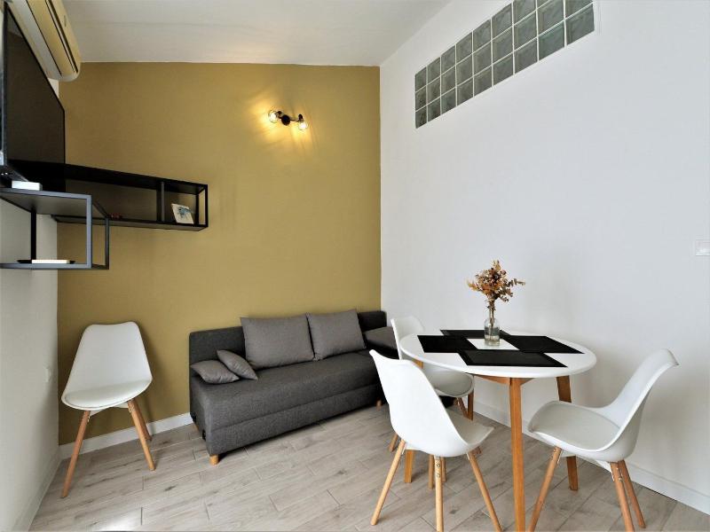 Apartments Helena - Superior One bedroom apartment with Balcony and Sea View - A2 - image 10