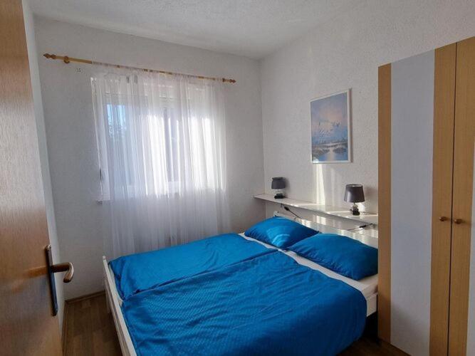 bedroom apartment with terrace - image 23