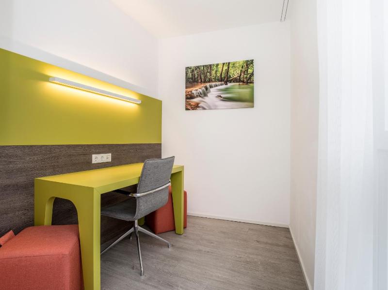 Superior Suite image 2