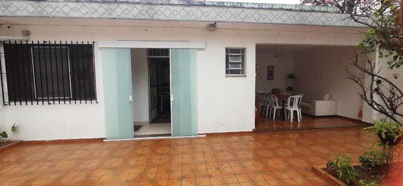 Casa espaçosa pertinho da praia - image 34