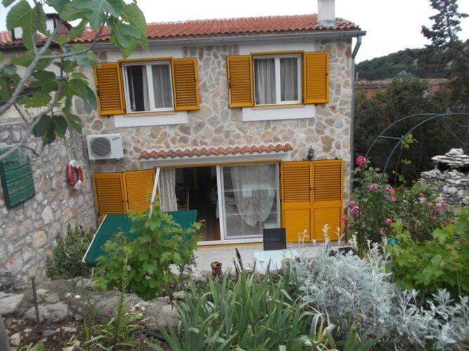 Apartments Sunce - One Bedroom Apartment with Terrace and Sea View - image 4