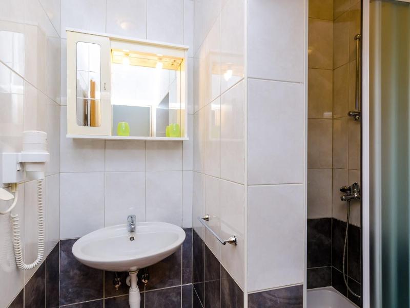 Apartments Mali Paradiso - One Bedroom Apartment with Terrace and Pool ViewA3 - image 16