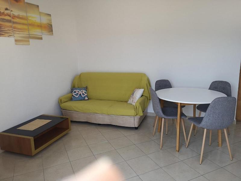 Apartment Marta - One Bedroom apartment with sea view - image 10