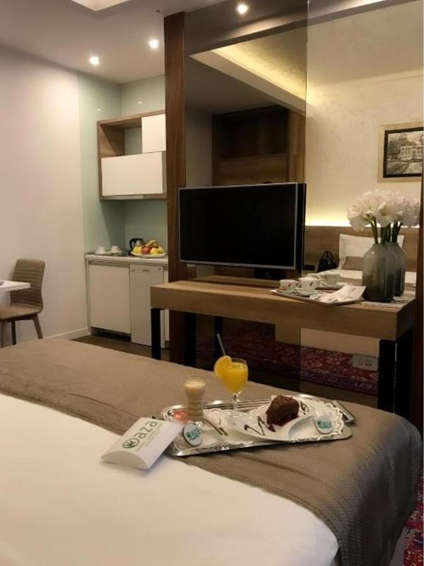 Double Room image 3