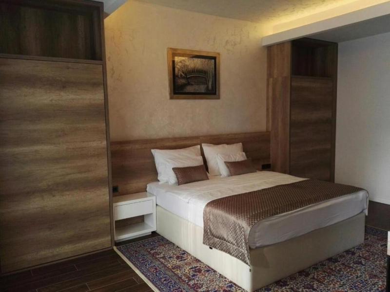 Double Room image 4