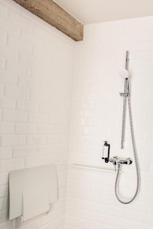Single Room - Disability Access image 2