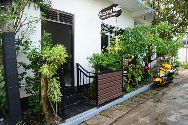 Success Villa Hikkaduwa - image 2