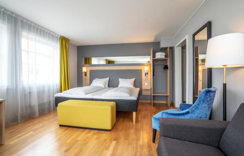 Superior Double or Twin Room image 3