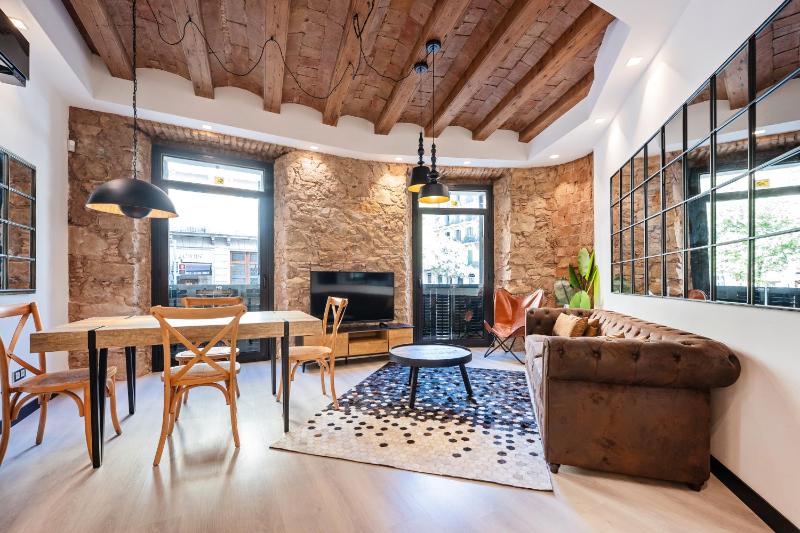 Midtown Luxury Apartments by Sweett - image 8
