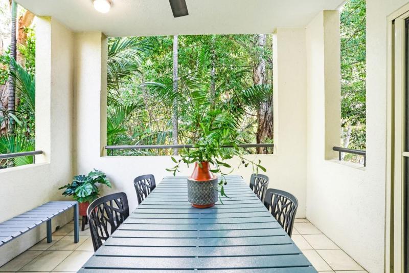 12 Central Plaza Port Douglas - image 2