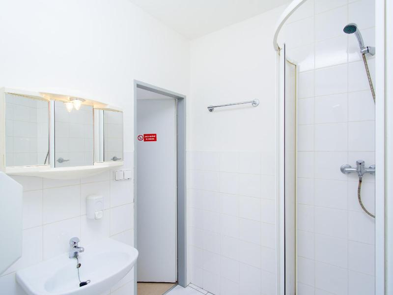 Double or Twin Room image 3