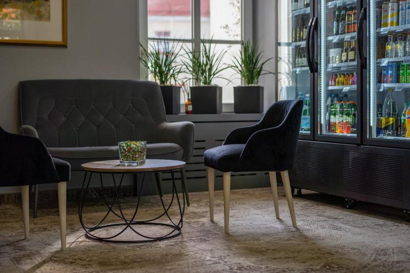 Mabre Residence Hotel - image 7