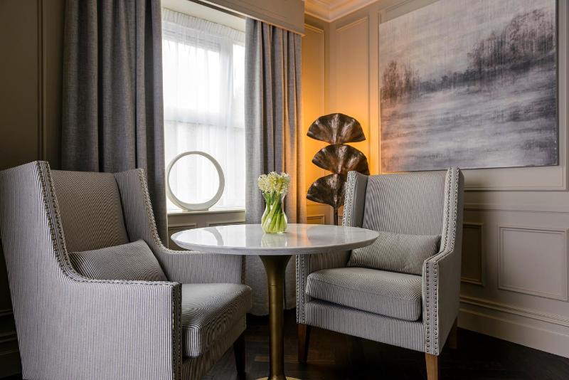 Arbutus Suite image 4