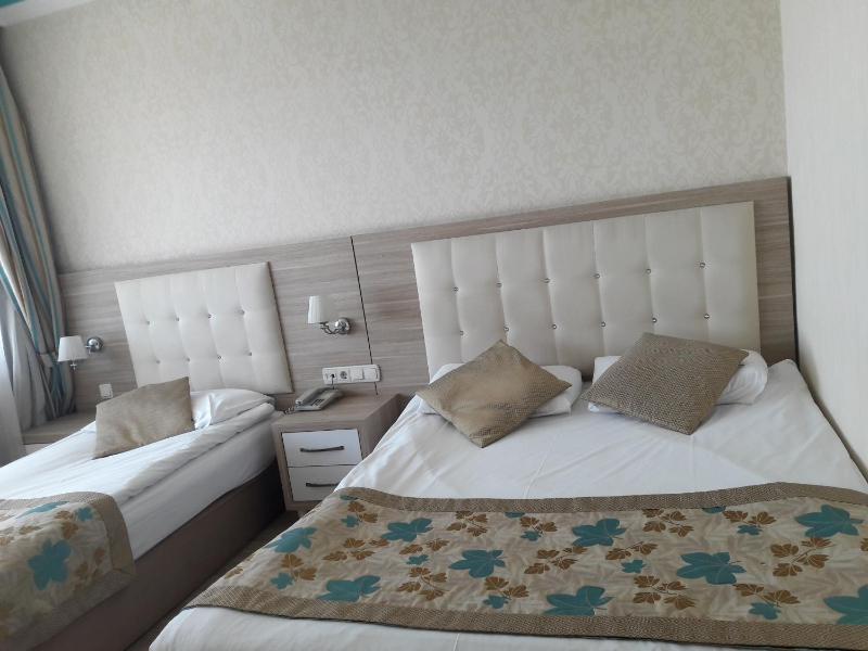 Single Room image 2