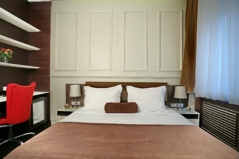 Luxury Suite image 1