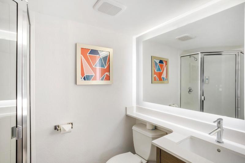 Executive King Suite - Non-Smoking image 2