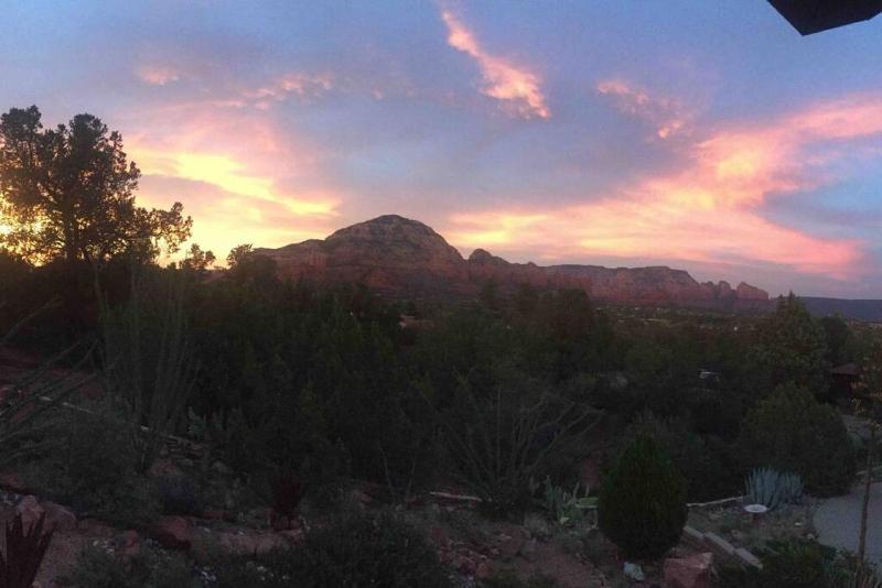 Unbeatable views incredible Sedona location - image 13