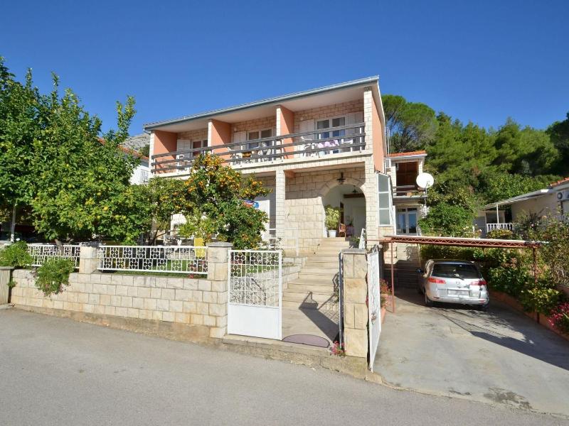 LaidBack Apartments - Comfort One Bedroom Apartment with Balcony and Sea View Green - image 1