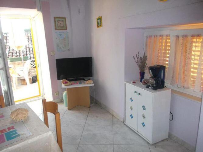 Apartments Sunce - One Bedroom Apartment with Sea View and Terrace - image 22