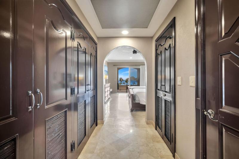 Villa La Estancia 2402 - Direct Ocean View - image 4