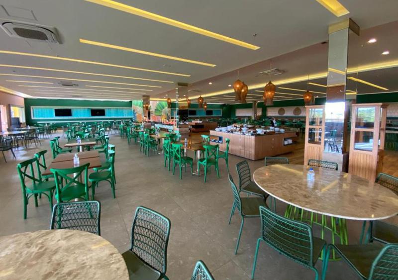 Hot Beach Suites - image 7