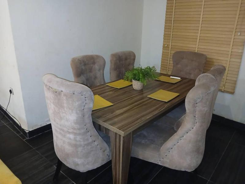 NESTAPARTMENTS  Orchid Road  VAN DANIEL'S STREET LEKKI  Ensuite WiFi - image 3