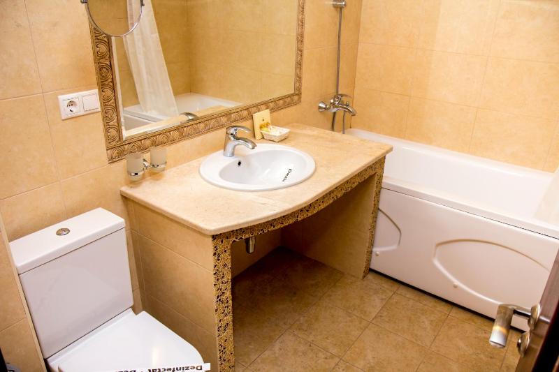 Junior Suite image 2