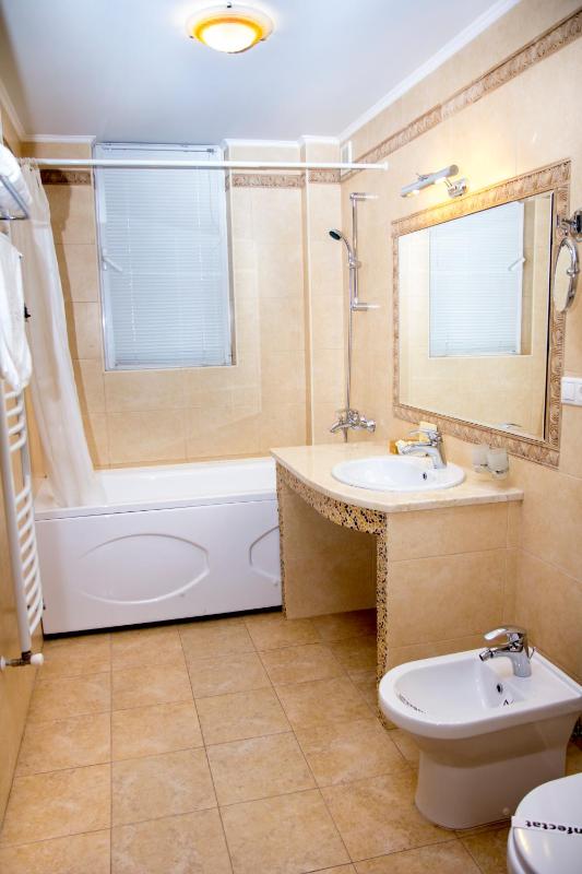 Suite image 2