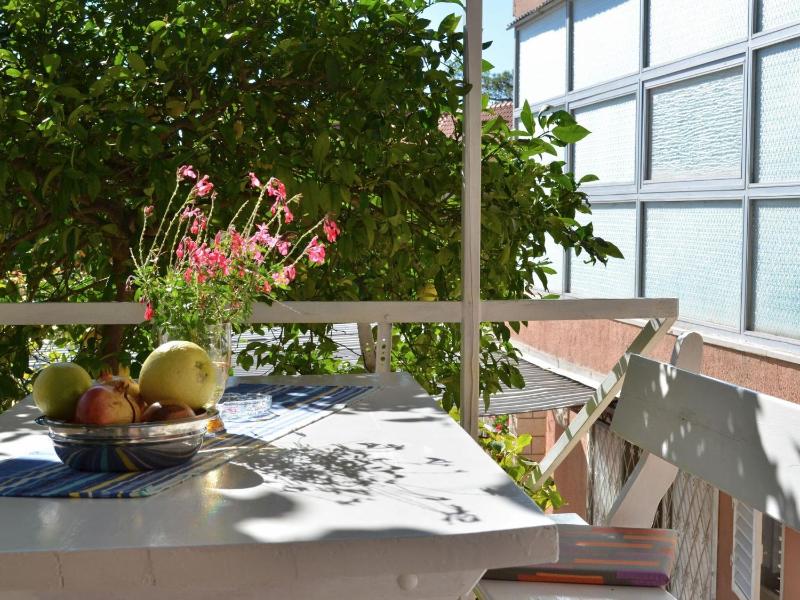 LaidBack Apartments - Two Bedroom Apartment with Terrace and Sea View Paradise - image 23