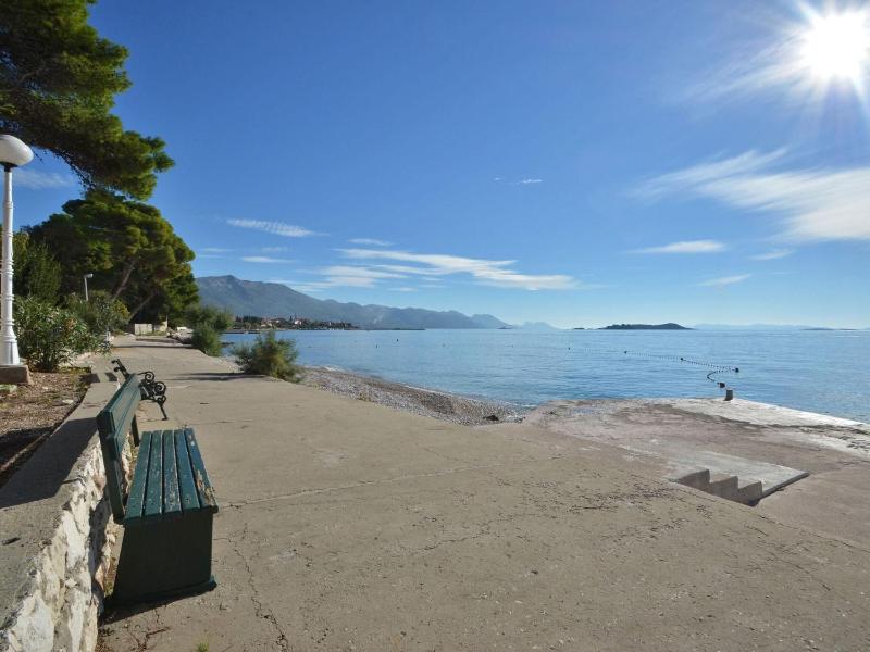 LaidBack Apartments - Two Bedroom Apartment with Terrace and Sea View Paradise - image 22