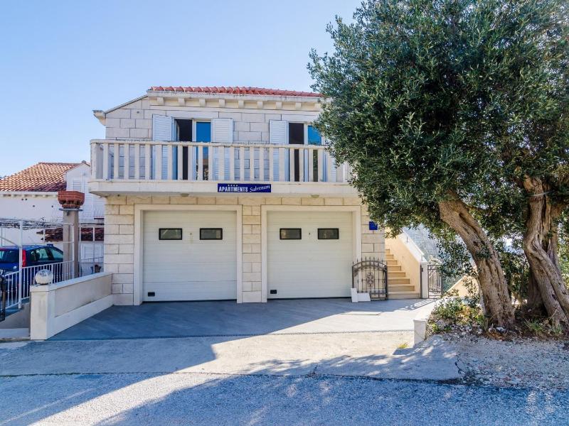 Apartments Subrenum - Comfort Two Bedroom Apartment with Terrace and Sea View A2 - image 1