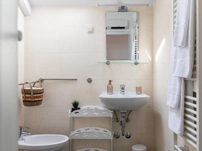 Apartments Subrenum - Comfort Two Bedroom Apartment with Terrace and Sea View A2 - image 21