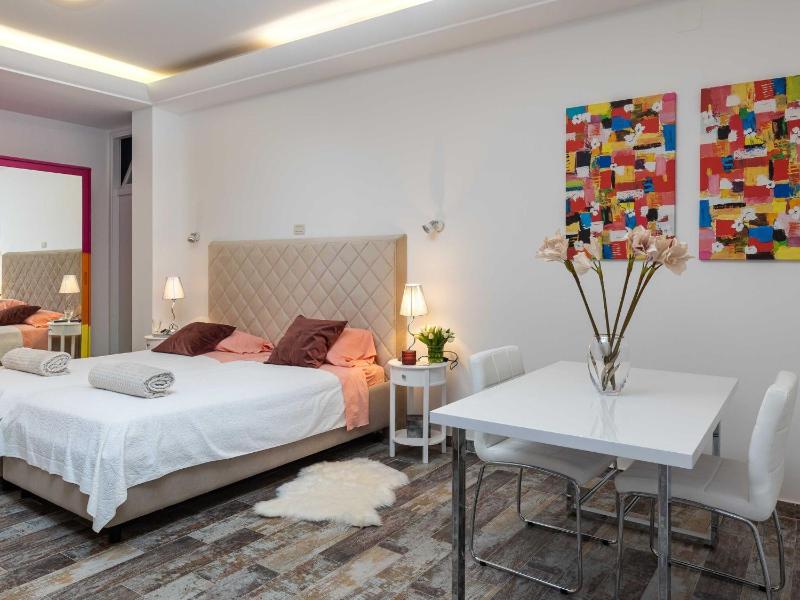Apartments Subrenum - Superior Studio Apartment with Small Terrace S4 - image 23