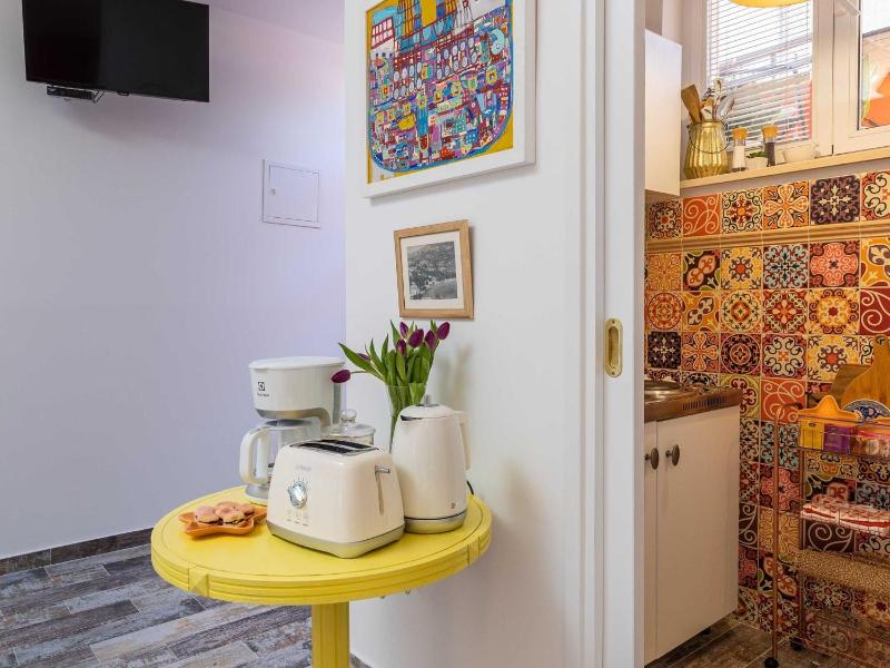 Apartments Subrenum - Superior Studio Apartment with Small Terrace S4 - image 22