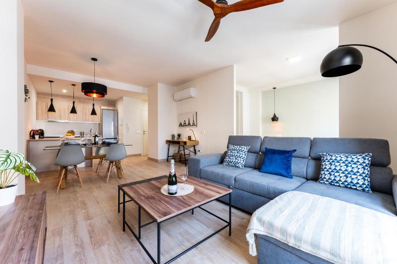 MalagaSuite Comfortable Home Apartments - image 37
