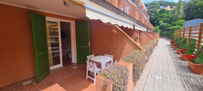 Standard Triple Room image 4