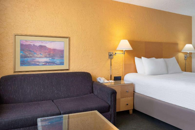Ramada Tucson - image 26