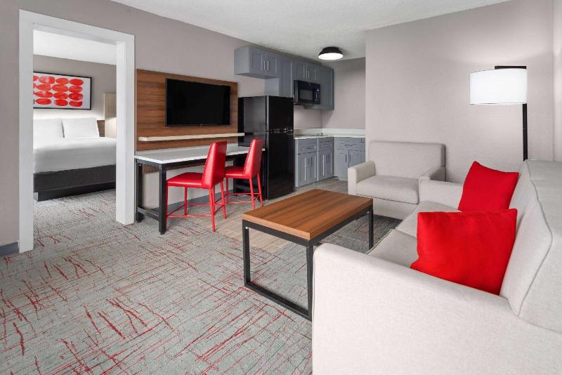 Large Haven Suite with Two Queen Beds image 1