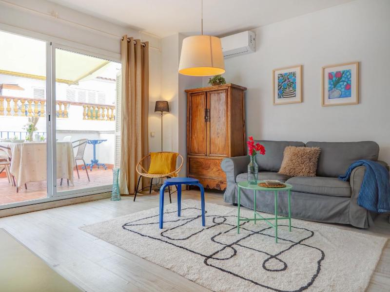 Velero Attic by Hello Homes Sitges - image 1