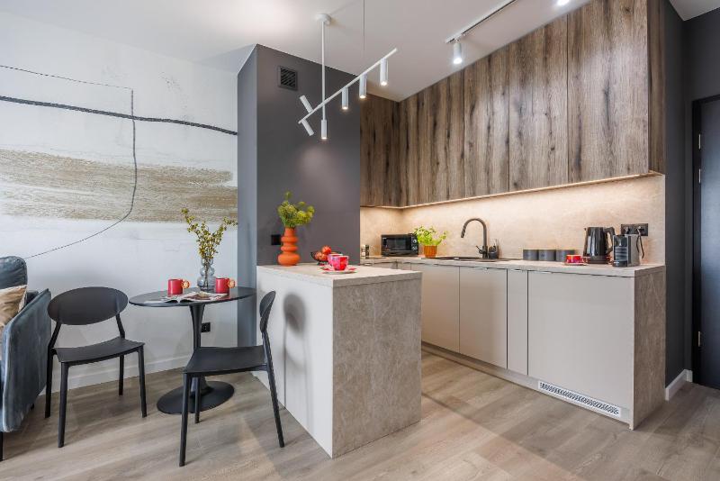 Emihouse Riverside Apartments - image 34