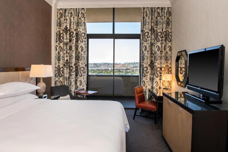 Sheraton Mission Valley San Diego Hotel - image 6