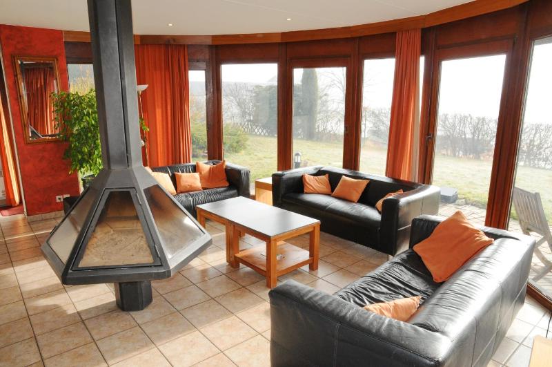 Four-Bedroom House image 4