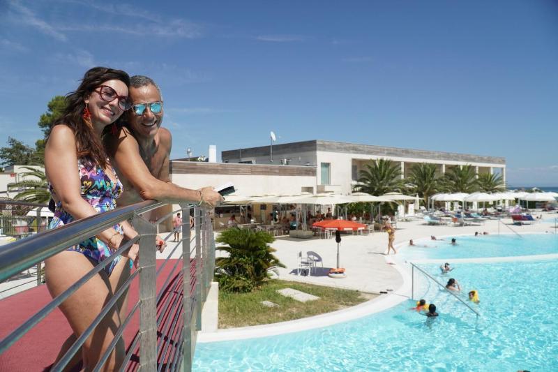 Riviera Resort Hotel - image 29