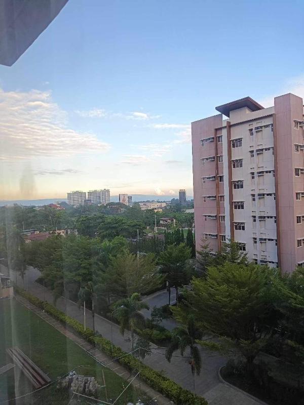 Matina Enclaves 2BR with Wifi Near SM Mall - image 6