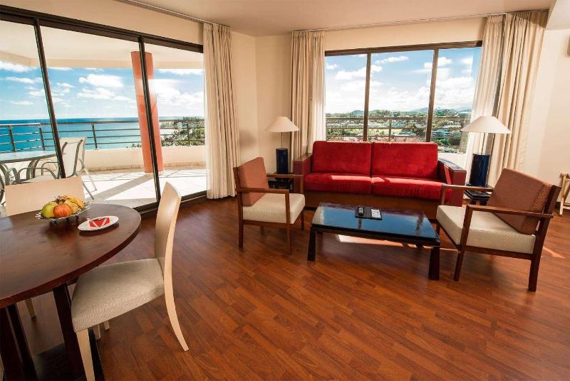 Ramada Hotel & Suites by Wyndham Noumea - image 12