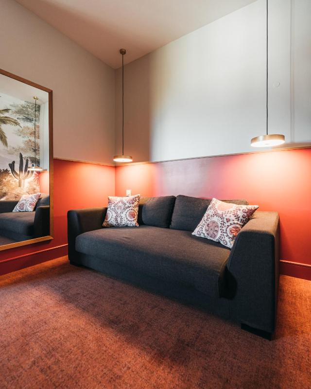 Deluxe Double Room image 3