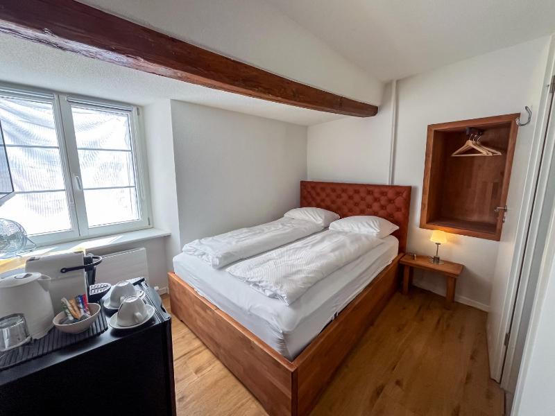Single Room image 1